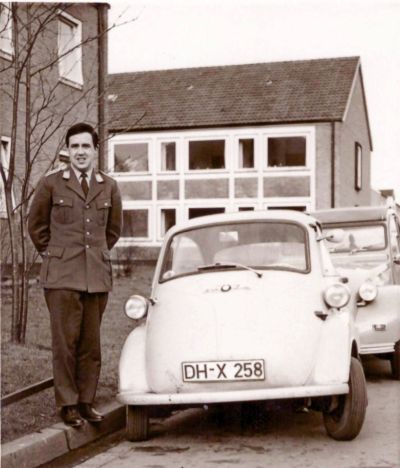 HaJo Wrmann mit Isetta